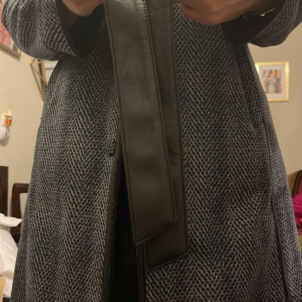 New Multi faux fur / micro suede midi winter coat with  snaps and belt. - Picture 6 of 6